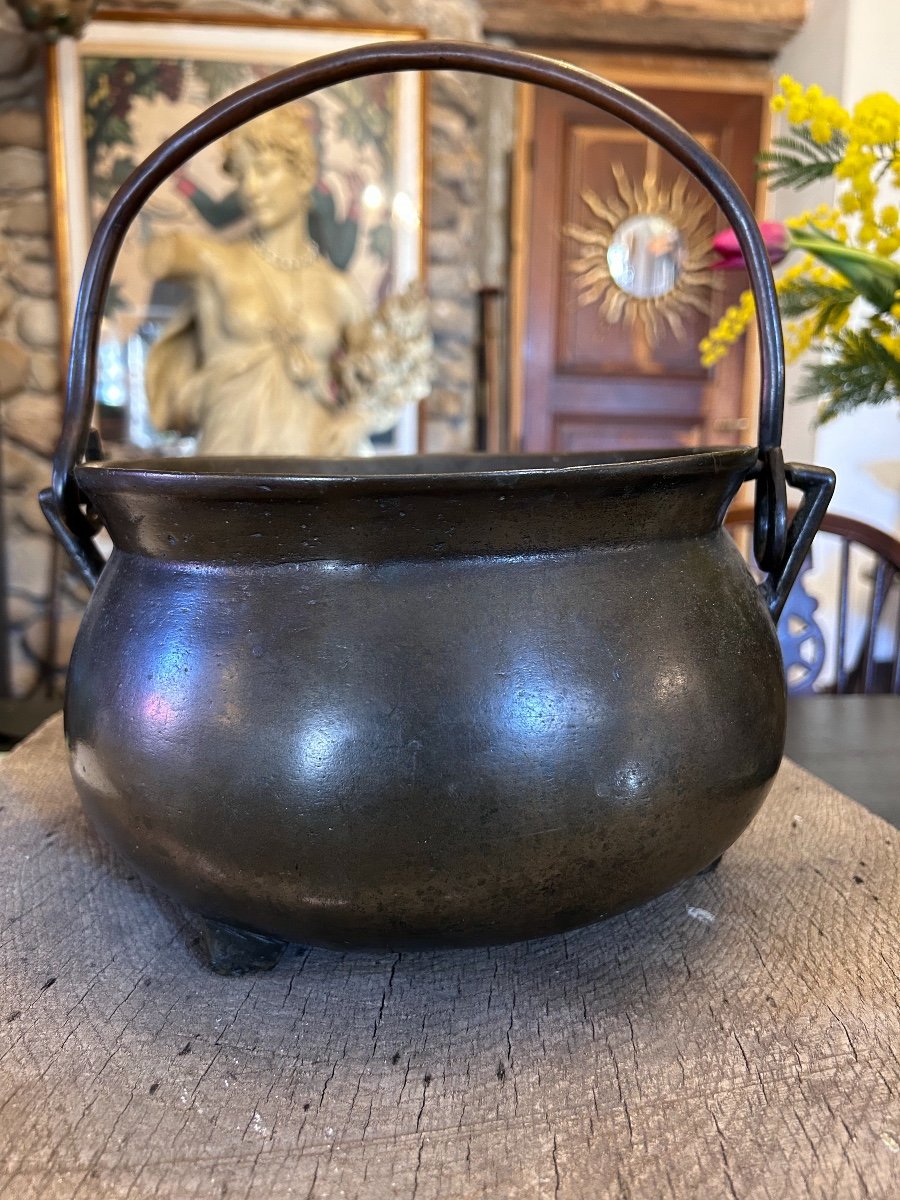 Bronze Cauldron, Early 18th Century -photo-2
